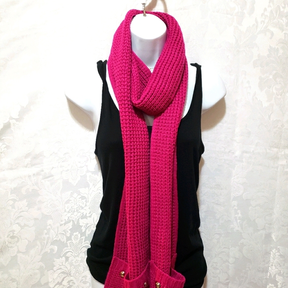 Michael Kors scarf with pocket on pink - Picture 11 of 16